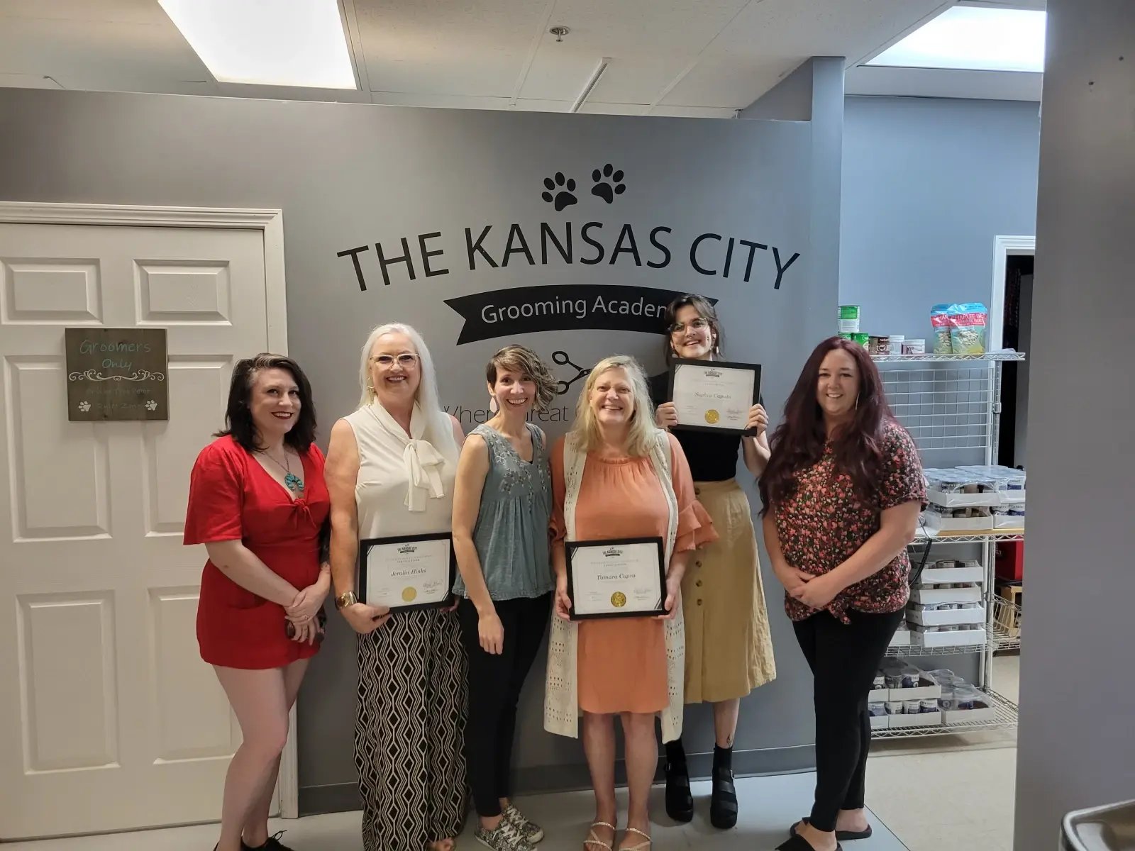 KC Grooming Academy group photo